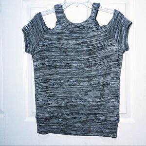 Bailey 44 top cold shoulders cute size medium